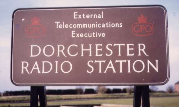 Le panneau GPO Dorchester Radio Station dans les années 1960